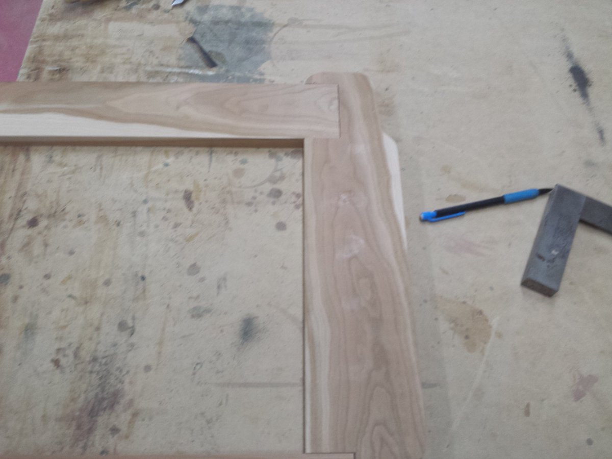 8thlinecreation's tweet photo. I'm happy with that. #halflap #woodworking https://t.co/C8idCSPg9i