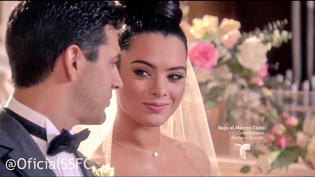 Andrea_TDR's tweet photo. #BodaSamdrea #FinalTierraDeReyes https://t.co/CIYfEfJyWV