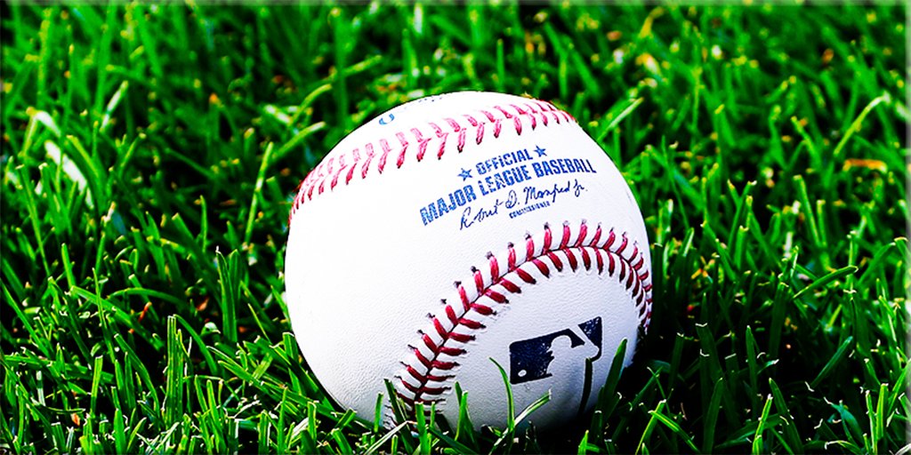 MLB's tweet photo. Baby come back. https://t.co/J1FpdV9r0u