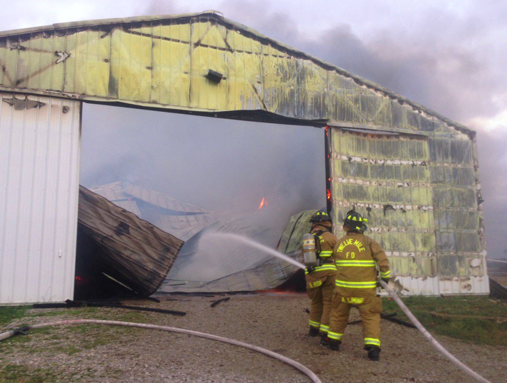 PharosJKK's tweet image. Pole arm fire 1630 East 600 Notth near Lucerne,
Indiana. #barnfire #pharostribune