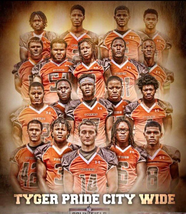 Bighugh53's tweet photo. S/O to @TYger_Football they are in the playoffs. Somebody keep me posted!! #TyForLife https://t.co/s1CaaE4D0Q