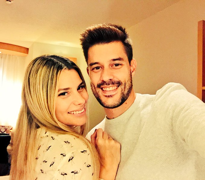 De cenita con @BertoMolina 😍😍😍❤️❤️❤️ https://t.co/lnahBI5ZWO<a class="tags" target="_blank" title="On Twitter" href="/?out=eyJ0eXAiOiJKV1QiLCJhbGciOiJIUzUxMiJ9.eyJpYXQiOjE3MjMwMjgyMDIsImlzcyI6InR3cG9ybnN0YXJzLmNvbSIsIm5iZiI6MTcyMzAyODIwMiwiZXhwIjoxNzU0NTY0MjAyLCJyZWRpcmVjdF91cmwiOiJodHRwczovL3R3aXR0ZXIuY29tL0JlcnRvTW9saW5hIn0.k3NCw--5aQDZREQGOwXfDELE9TpFGM68VsDAOSaxm7qAd2lJ15Gny-Krmx7QnIK2vEHsa21bNSz1npSbwW5VaA">@BertoMolina</a><a href="/tag/nochevieja"class="tags"><span>#nochevieja</span></a>