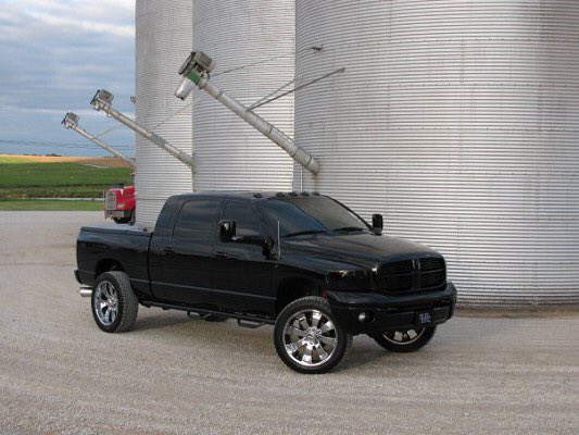 TruckxTweets's tweet photo. Goals 😍🙌🏻 #Dodge https://t.co/5GCUg4P1rM