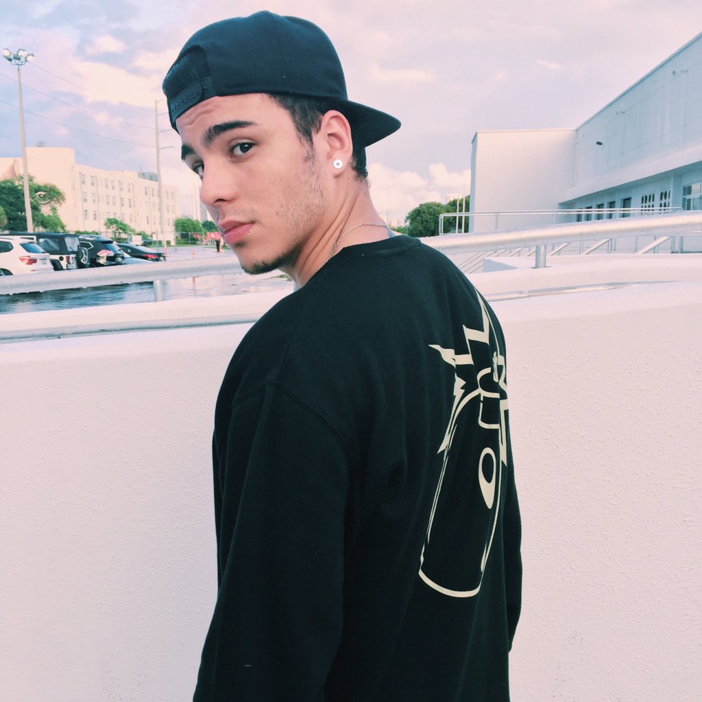 villalobossebas's tweet photo. Heea! https://t.co/4d9ayLsFs3