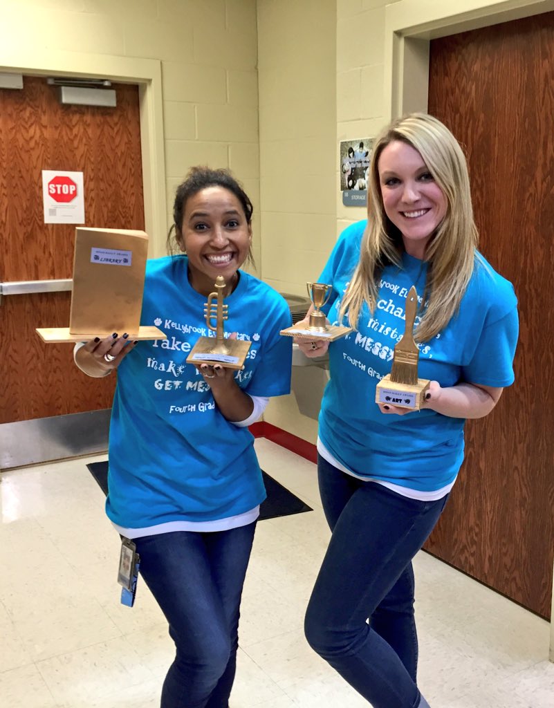 KBMissLarson's tweet photo. Bringing home the hardware for outstanding behavior, participation,&amp; effort! @KBElementary @MrsRoth310 @JillEltiste https://t.co/X3F1UXj6I9