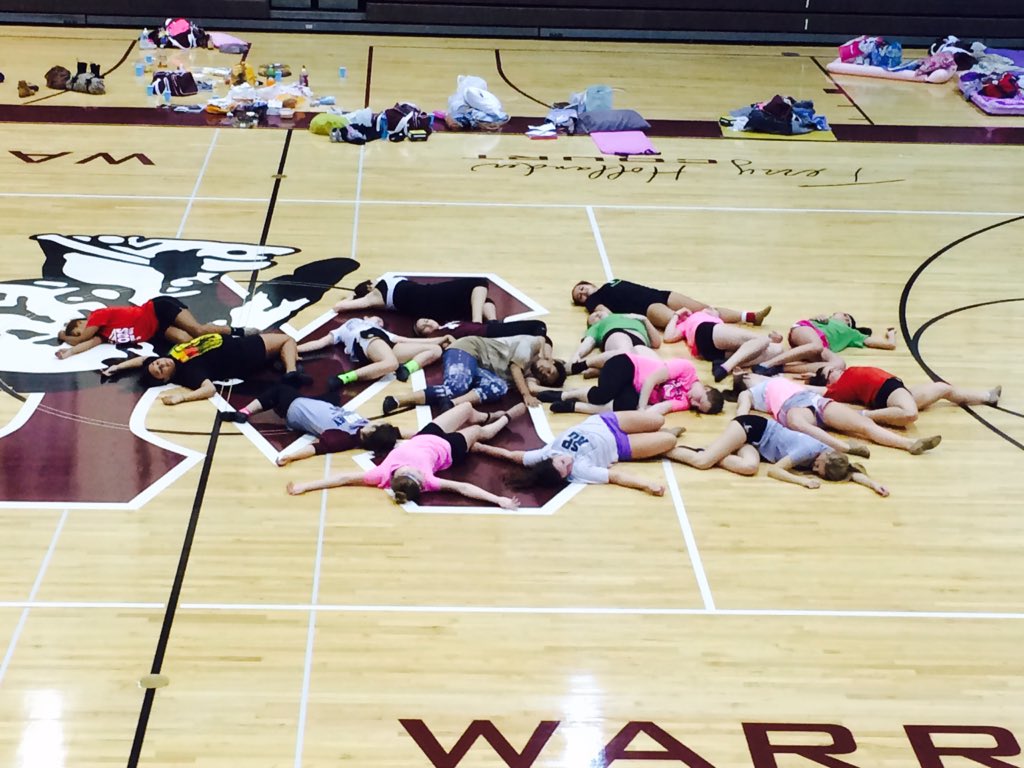 scwdance's tweet photo. I think they're a little tired. https://t.co/on2js0npyk