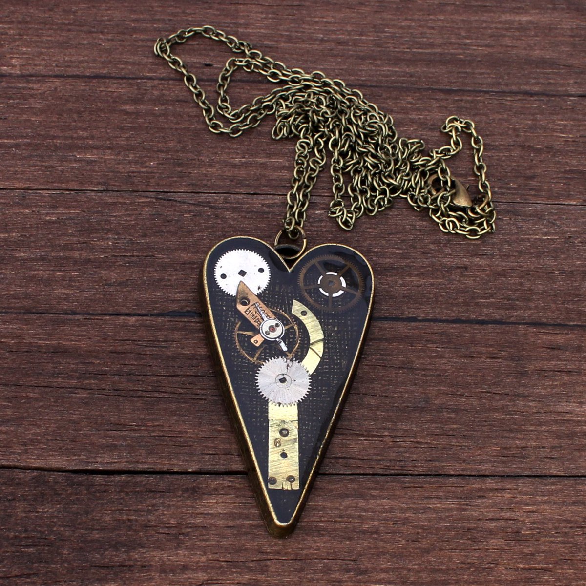 NestreJewellery's tweet image. Steampunk pendant, Steampunk necklace, Heart pendant, Heart neck… etsy.me/1FVmULH #Steampunk #ClockworkHeart