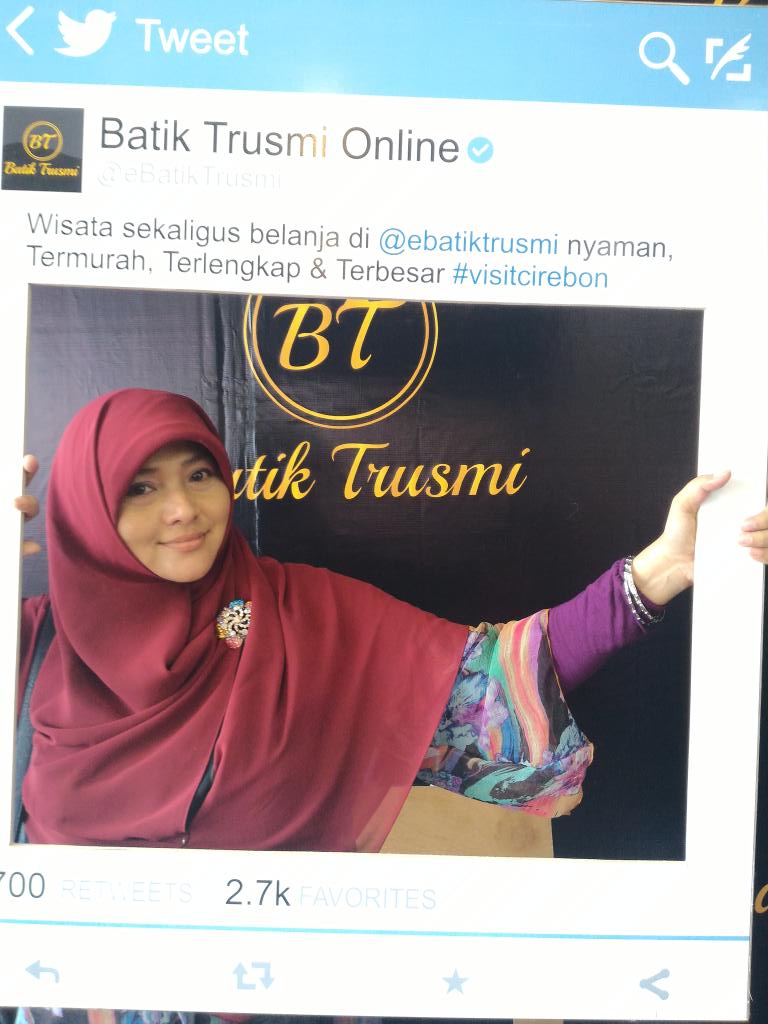 Blanja blinji, beli batik buat si Do'i...ihiy.<a href="/eBatikTrusmi/">BT Batik Trusmi</a>