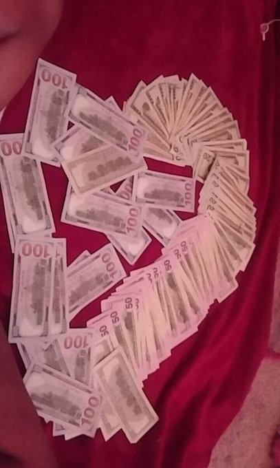 Going 2 sleep waking up knowing  i aint gtta ask nobody 4 shxt cause i make my own money https://t.c<a href="/tag/lookbackatit"class="tags"><span>#lookbackatit</span></a>
