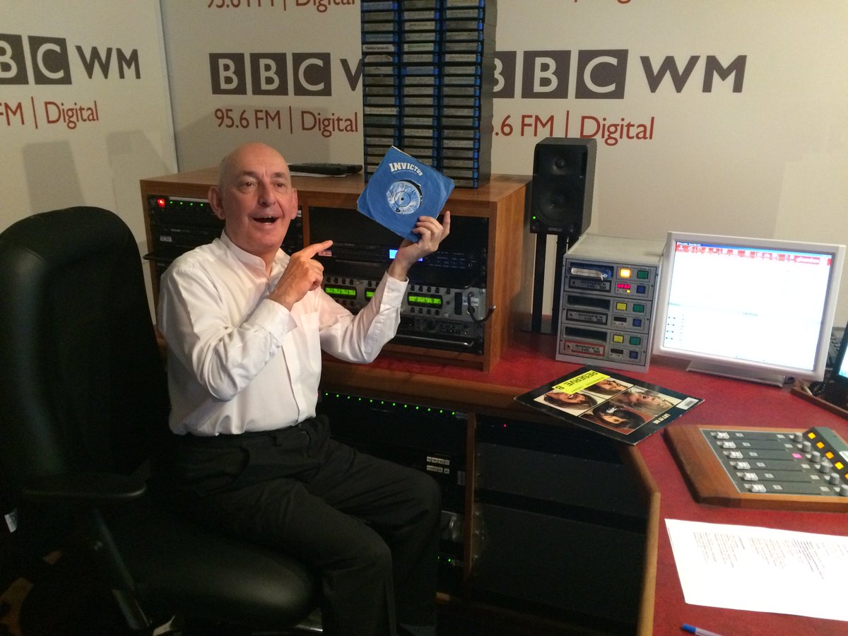 bbcwm's tweet photo. Les Ross is back an on air now entertaining the West Midlands until 0700 #wmlegends #lesross https://t.co/7NeOt7Pqvz