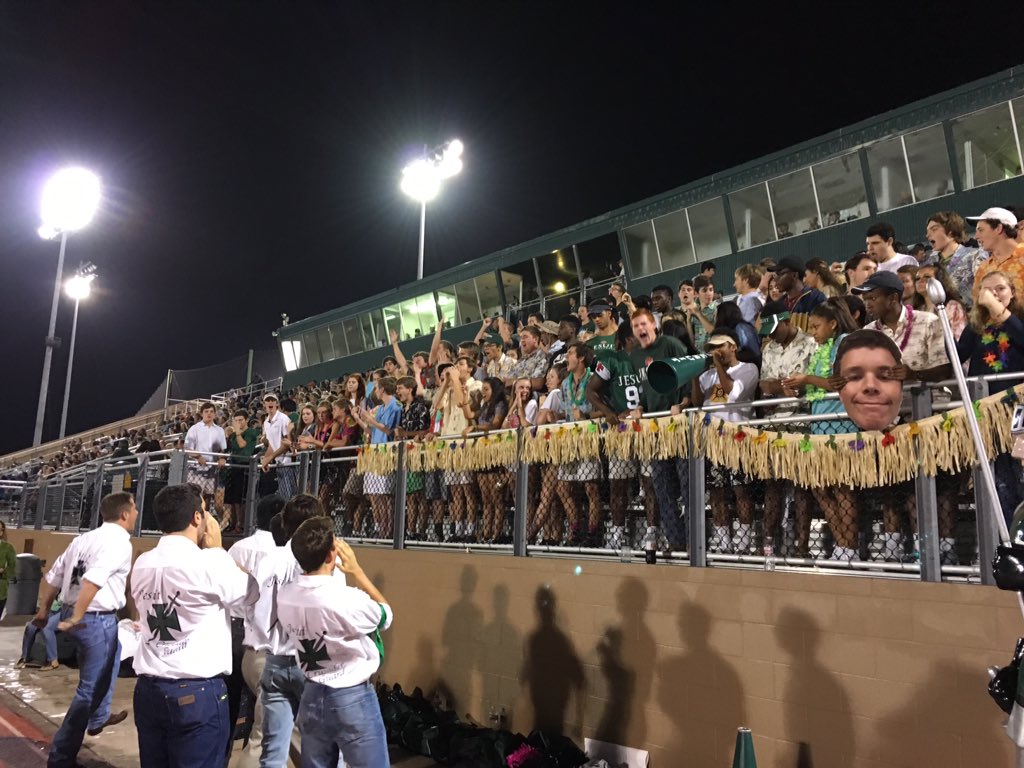 ignatian_nation's tweet photo. SJ earns the W over Mayde Creek on senior night and will enter the playoffs after a 5-2 district record! #EatState https://t.co/0J3YPmuPdw