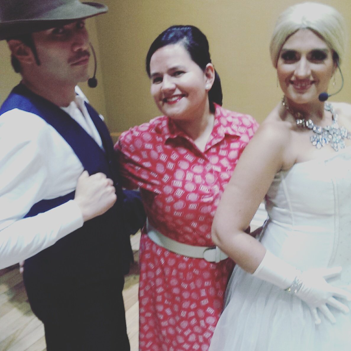 magicos_momento's tweet photo. Evita...El Musical @Luces_Broadway Ayer en Casa de La Cultura San Bernardo,  gracias, por construir Teatro Musical. https://t.co/m0iUJNFJQ4