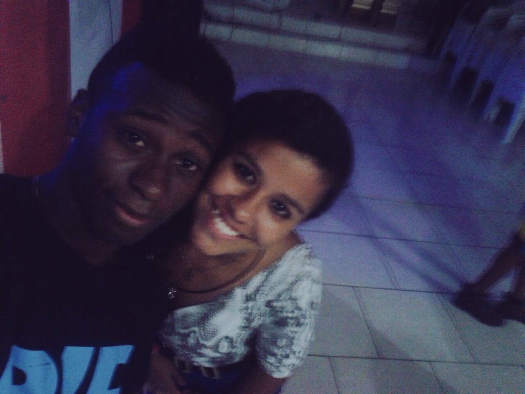 francyellen791's tweet photo. ❤ Vida , Meu melhor presente de deus , pedi a deus um Amor pra resposta da minha oração ele me deu você 😍❤ Rafael 💑💏 https://t.co/0Xol2QPtke