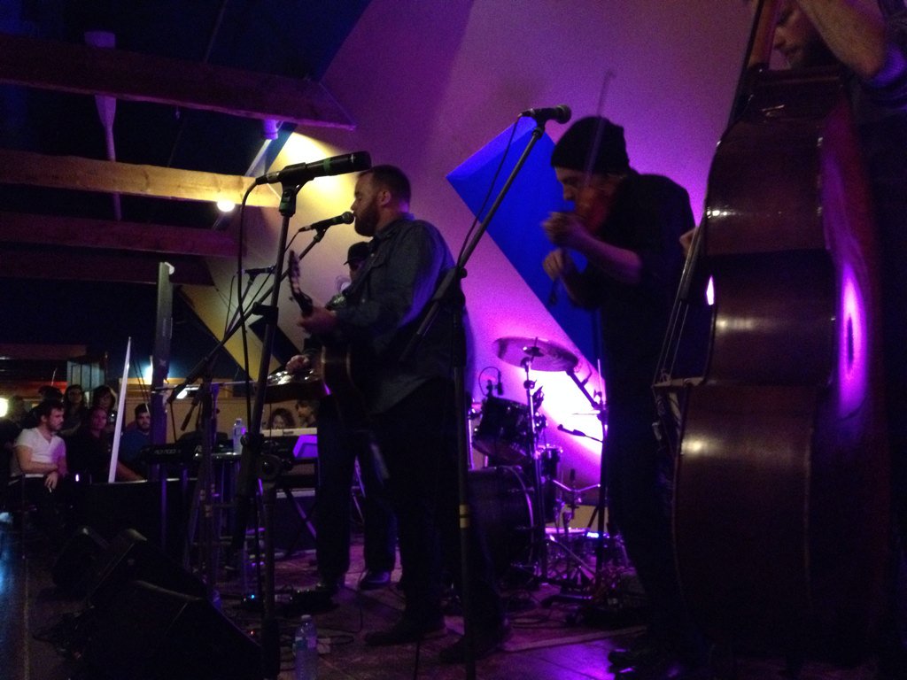 CarlaAllenNews's tweet photo. Lots of love for Cape.Bretoner Dave Sampson at Rudders upstairs. @yarvanguardnews
#nsmwfest
#yarvan https://t.co/3DeZaM82WF