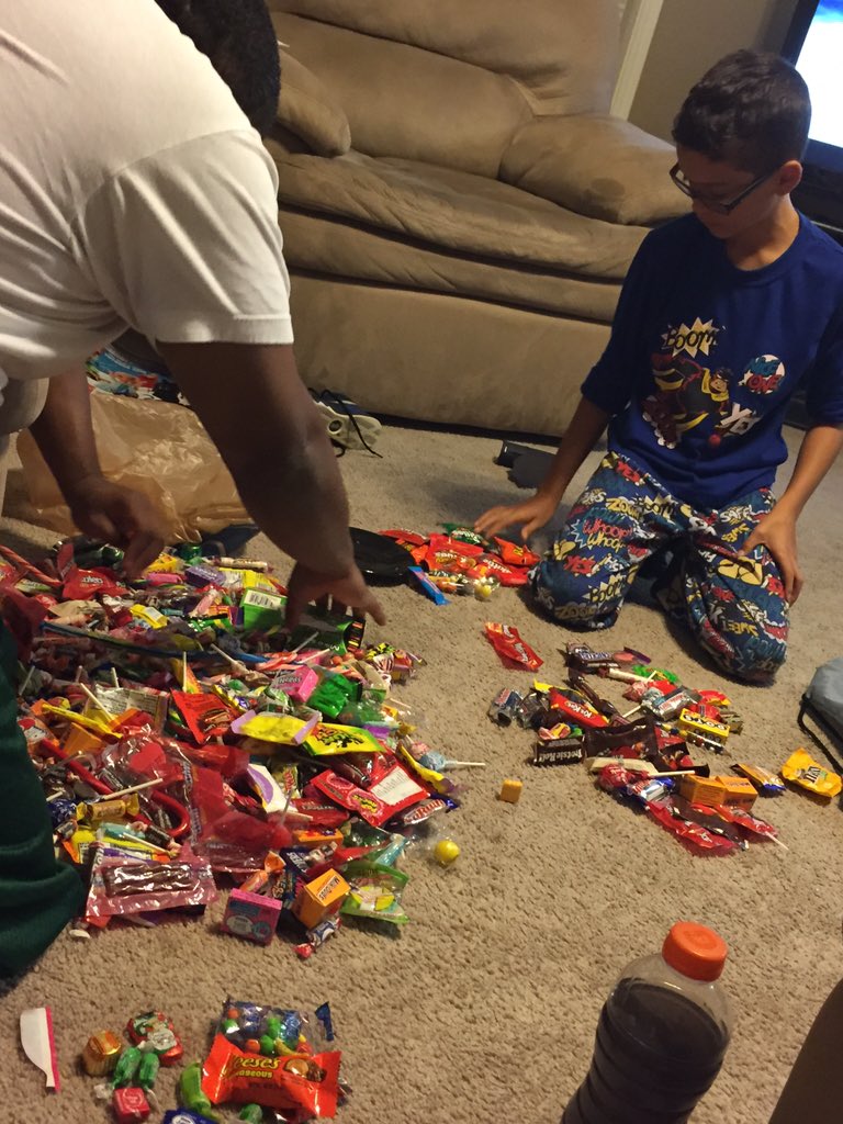 JessiJessB's tweet photo. #CandyIssues π³ https://t.co/GKvcwaj3I4