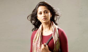 WISH YOU A SUPER DUPER DHOOM DHADAKA HAPPY BIRTHDAY ANUSHKA SHETTY MAY GOD BLESS YOU.... 