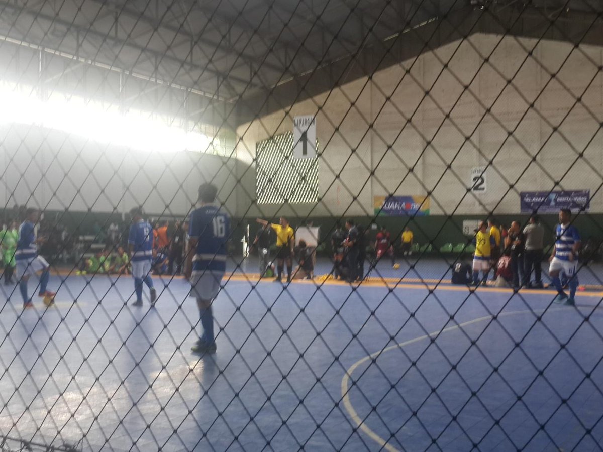 Pertandingan ke-2 ilmu komunikasi UNSIKA VS Ekonomi UNINUS dan Administrasi Negara UNPAD VS SI TELKOM #CFL2015