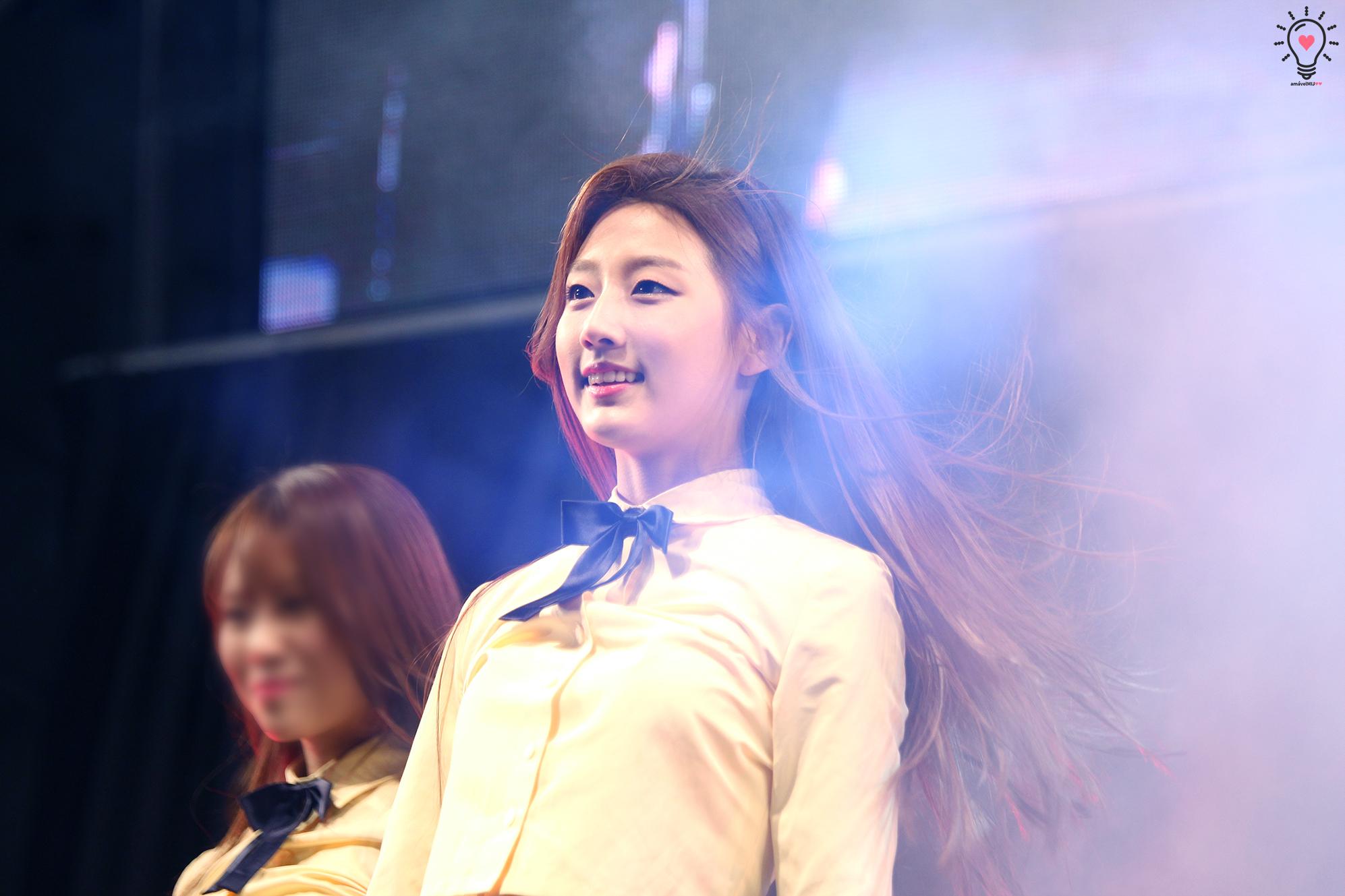 CTLHF7TUEAE5vIk.jpg:orig