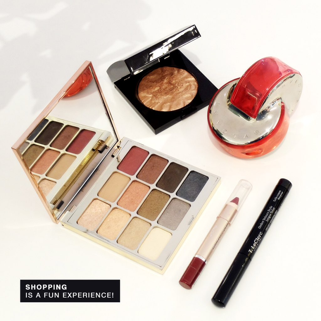 RustansBeauty's tweet photo. Shopping spree is a great way to spend the weekend. Take a friend and you'll surely enjoy the experience more. https://t.co/VsgZ97Jb4c
