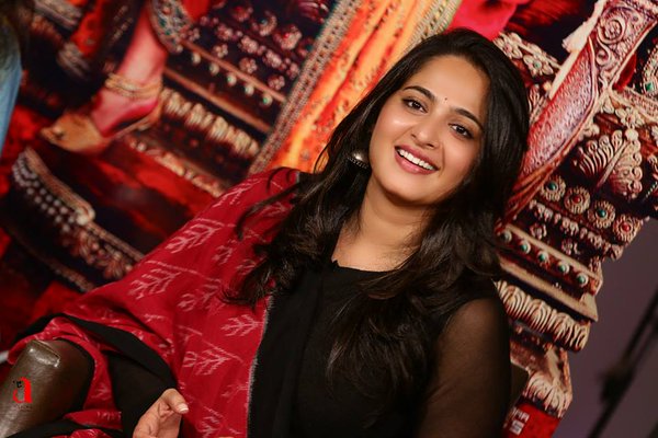 Happy Birthday Anushka Shetty aka - A rare combination of Talent, Beauty and Kindness.. Hv a gr8 yr ahead :) 
