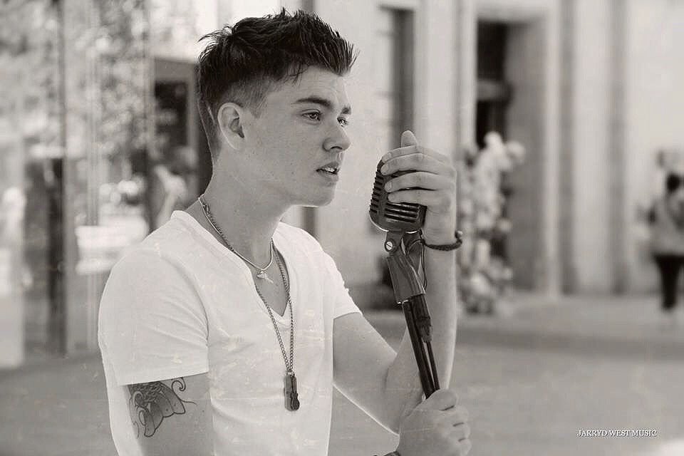 rippa_pr's tweet photo. Excited to @jarrydwestmusic perform today in the CBD #Perth #music https://t.co/6AgVy1TvFW