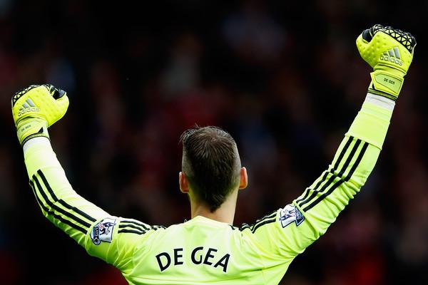 manchreds's tweet photo. Happy Birthday @D_DeGea! #mufc 🎂🎁🎉🎊 https://t.co/G2Mo4hs8Lh