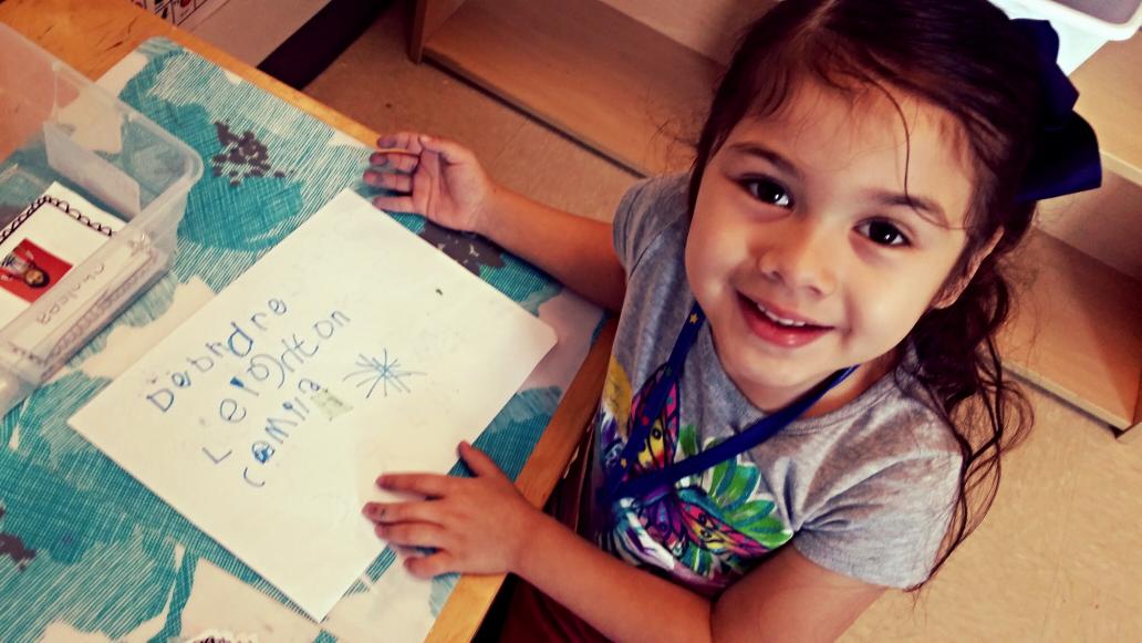 MrsWiese's tweet photo. This sweet girl is writing her friends' names! #prek #youngwriters @FARIASECC https://t.co/aqFKBsiwqh