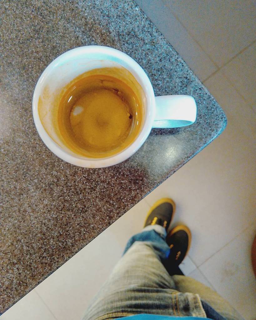 kayocosio's tweet photo. Good morning, espresso. It's been a while. :-) Friends, pls follow @dipdenzacoffee!

#Spec… https://t.co/oaoao62amj https://t.co/V9jbREnSR9