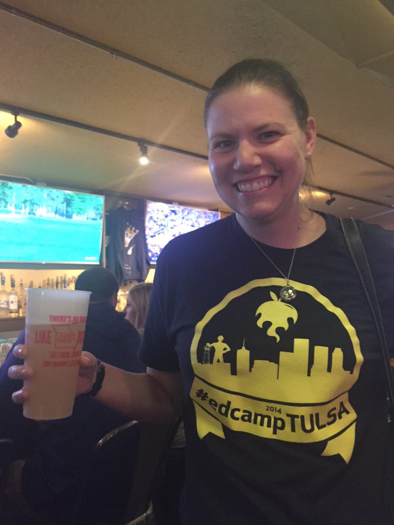 usamimi74's tweet photo. @MsFithian drove 4+ hours to get here at #edcampkc So nice to see you again. https://t.co/5VzazcmVQh