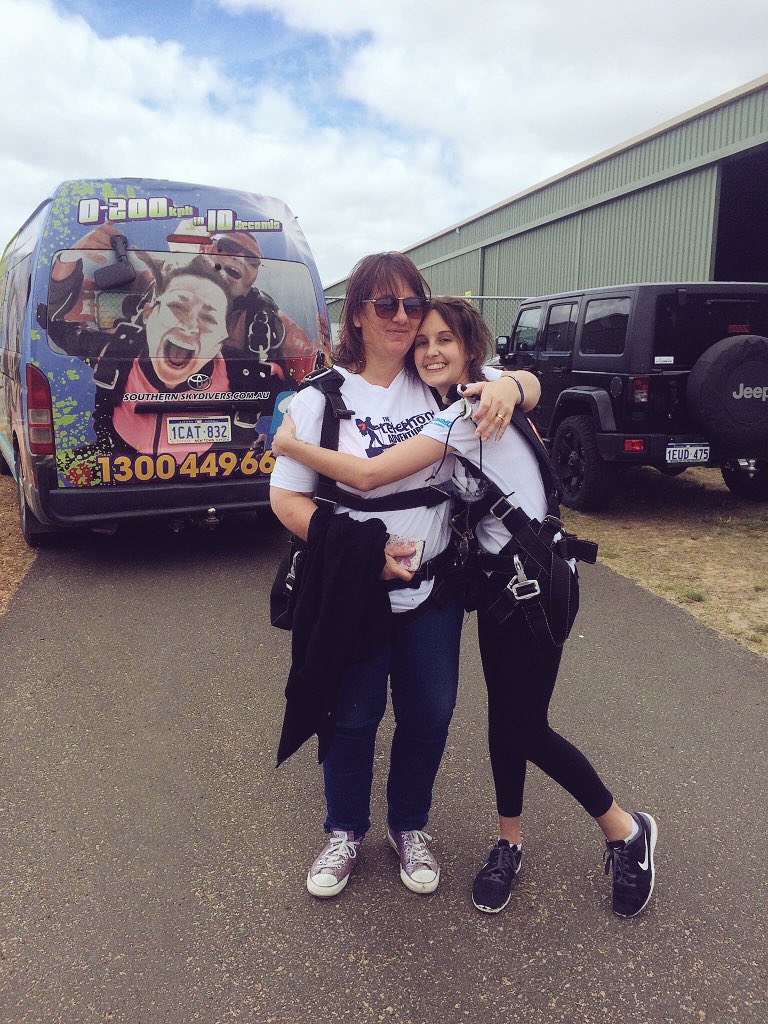 kidscancercure's tweet image. Chloe and Lee-Ann good to go ❤️ #awesome #telethonadventurers #jumpforacure2015 #lifeisagift @chloe