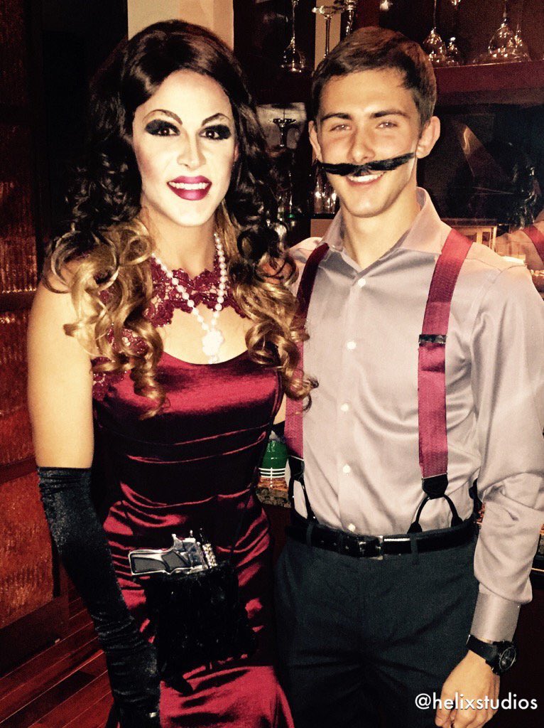 imaproudhuman's tweet photo. Couples Costume Goals 😍✨ https://t.co/mRT8pb1DDQ