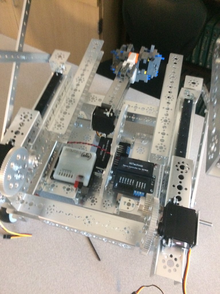 technolgistics's tweet photo. @TechnoBuffalo 
It's  me Jordan we met at the Techbash 
Here is a sample of what we had built before the remodel https://t.co/6ObSR1AI7o