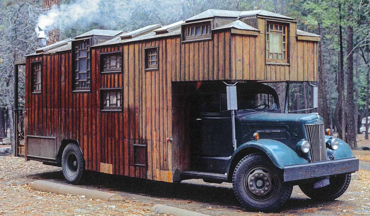 EarthBalanceAU's tweet photo. Project build a #TinyHouse on wheels (#gypsy style) using recycled and reclaimed materials
https://t.co/CITgftYlbH https://t.co/IT2nkJK6sI