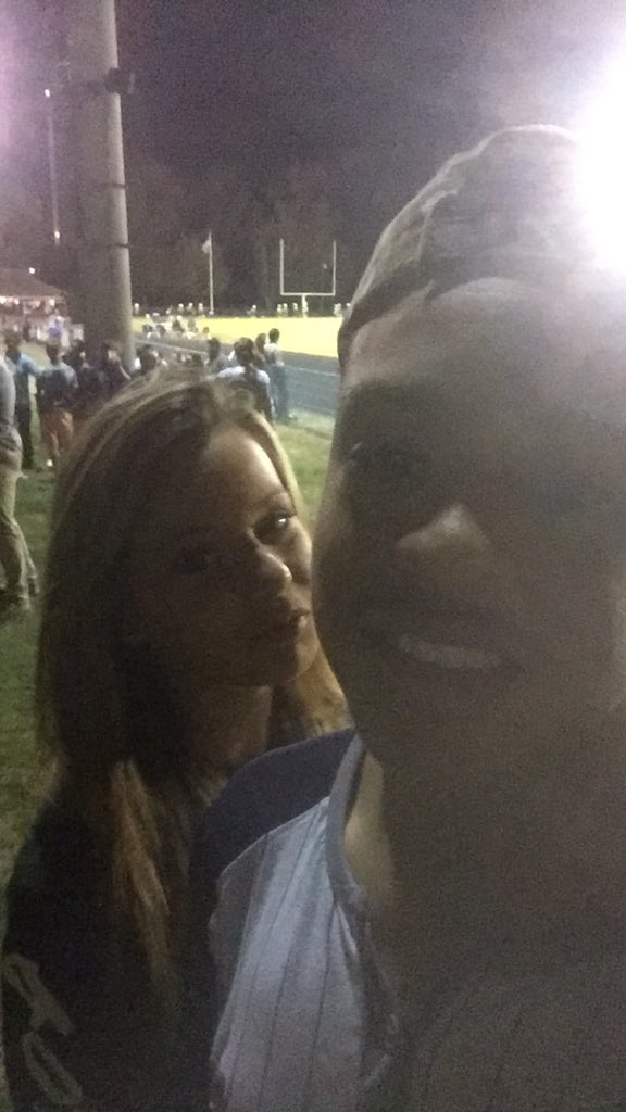 kamrynleighj's tweet image. we might have lost but it's okay 🏈 #pgstrong💚