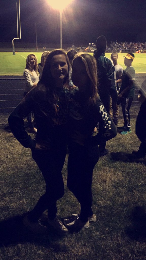 kamrynleighj's tweet image. we might have lost but it's okay 🏈 #pgstrong💚