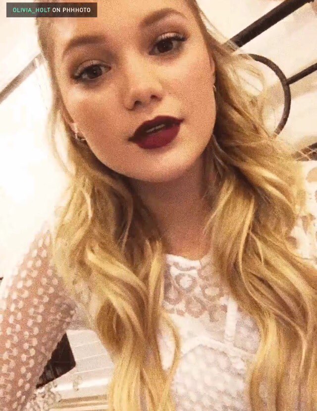 MakeItPopSlays's tweet photo. #Goals ๐ I Love you @olivia_holt #RenewIDDI @DisneyChannel @ABCFamily #MoveIDDIToAnotherNetwork https://t.co/jZGgSiPnqW