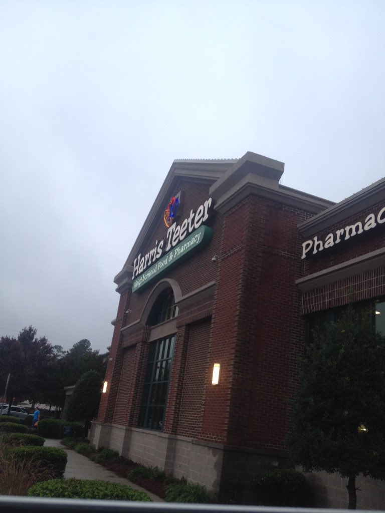 RondaMartin_'s tweet image. Went here today. Didn't get spooked by @AFtireguy. Bummed. #maybenextweek