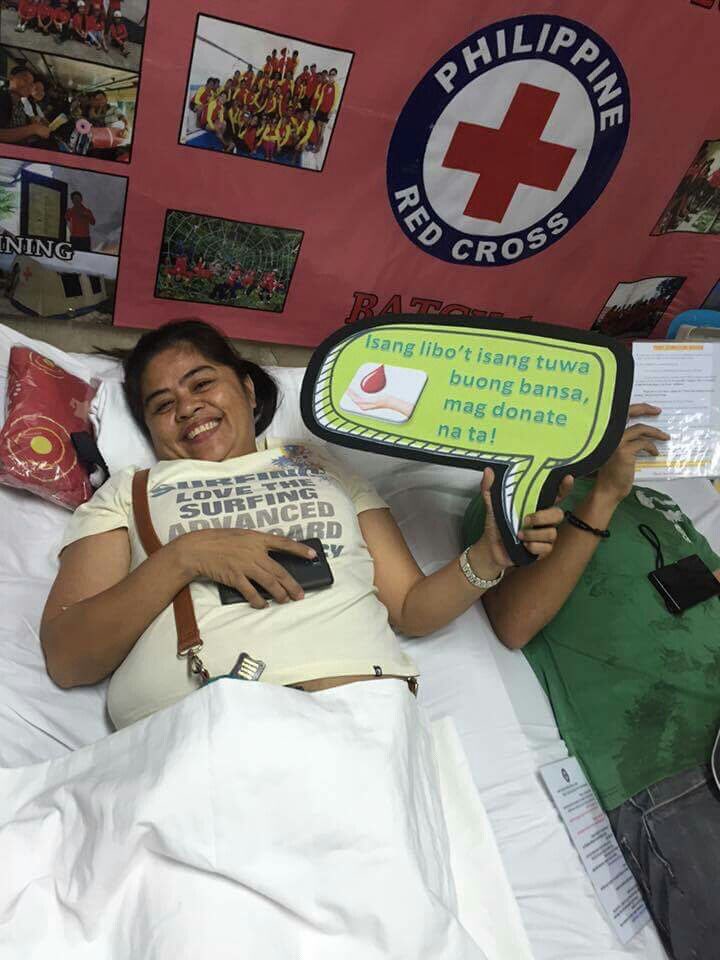 philredcross's tweet photo. As of 12nn today, there are 20 successful blood donors. Blood drive is until 5pm. Join us in Cebu! #ALDUBRedCross https://t.co/KJWzFxx1EU