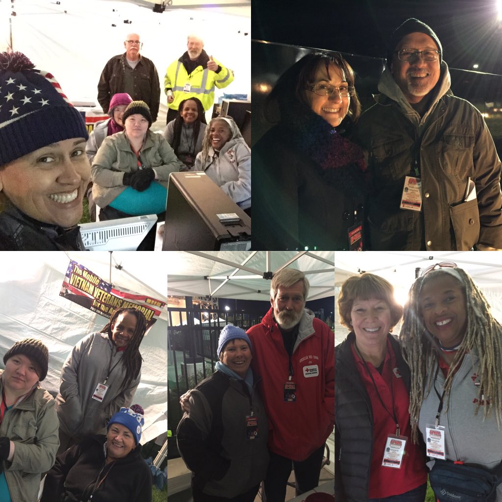 jenlovesheroes's tweet photo. My team of @RedCrossLA #volunteers at the #vietnammemorialwall tonight #honoredtobehere #vietnamwar https://t.co/84lBOAl0Vd