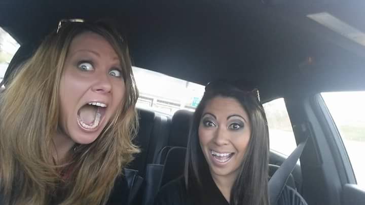 melindaprince4's tweet photo. Priceless pics on Southfield Fwy...in a traffic jam of course! #ColoradoFriends #SkylineClub https://t.co/2BlrK0qoEw