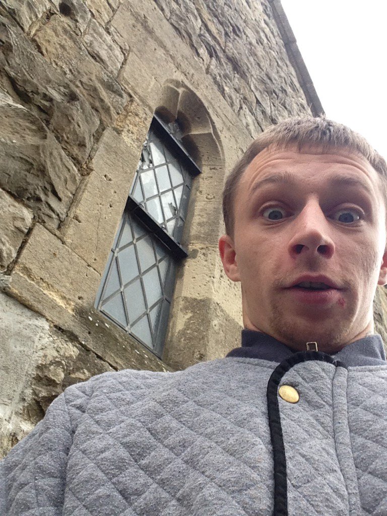 WithoutWalls316's tweet photo. The shock lol of how God has shaped my life , I am outside church ready to start a poetry video! #Jesuschanges https://t.co/JiVs0m0Wh6