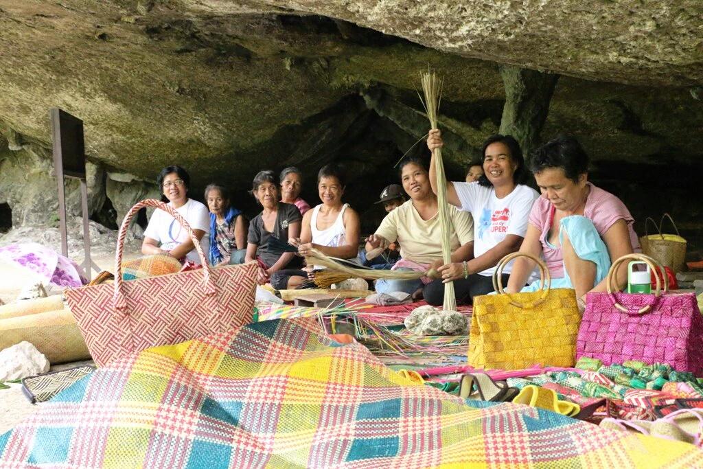 Ang #KwentoNgPagbangon2015 ng mga tikog weaver: goo.gl/vl512x #yolandaph #Yolanda2yearsOn