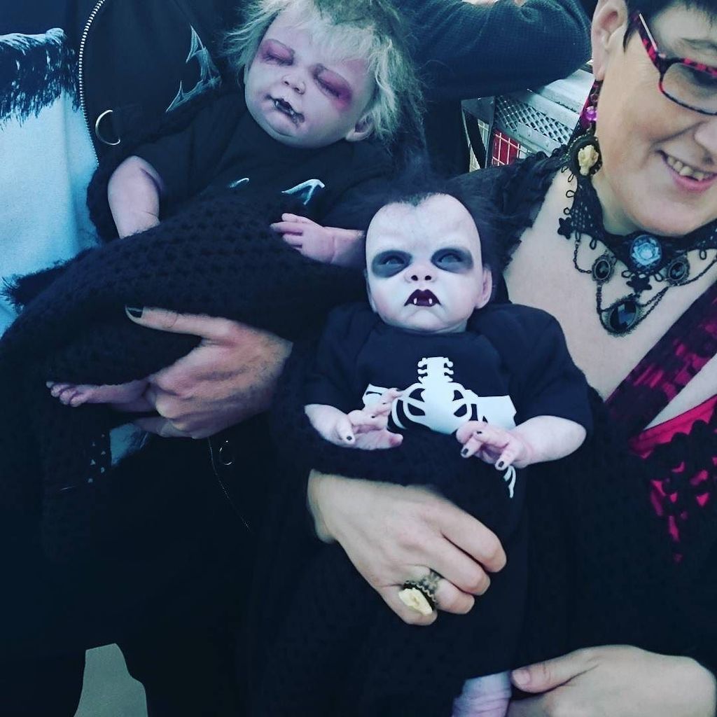 Whit_by's tweet photo. @whit_by by alecscott32 Freeky looking dolls #whitby #gothweek #goth #fun https://t.co/dzvjvQj7HD