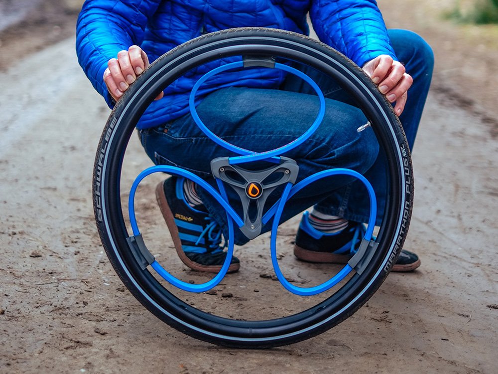 olllywood's tweet photo. Yup, he re-invented the wheel. Shock-Absorbing Wheels. My 2nd fav from #designsoftheyear2015 https://t.co/HYPWizhYka https://t.co/87Zy80ypzg