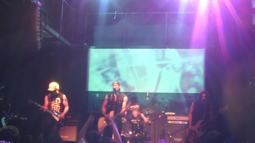 donfiestas's tweet image. @motormx #MotorII