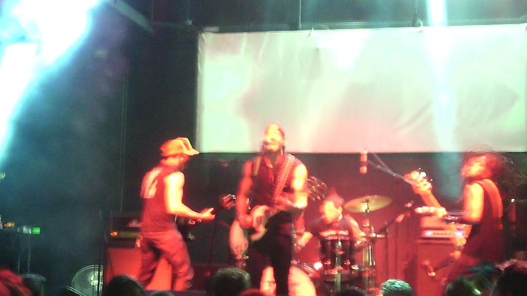 donfiestas's tweet image. @motormx #MotorII