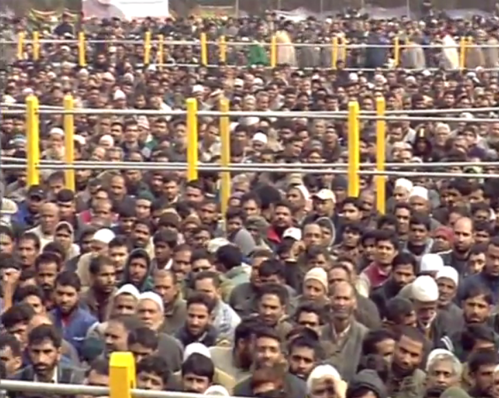 BJPLive's tweet photo. कश्मीरियत, जमुरियत और इंसानियत इसी बात को लेकर हम आगे बढ़ना चाहते है: श्री @narendramodi - https://t.co/Hbi4Ggf7gG https://t.co/gDE1eJeWmN