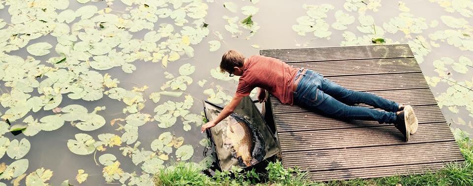 Mathis Ostyn with what looks like a shot that was taken in black and white and the colour added later. #CarpLife