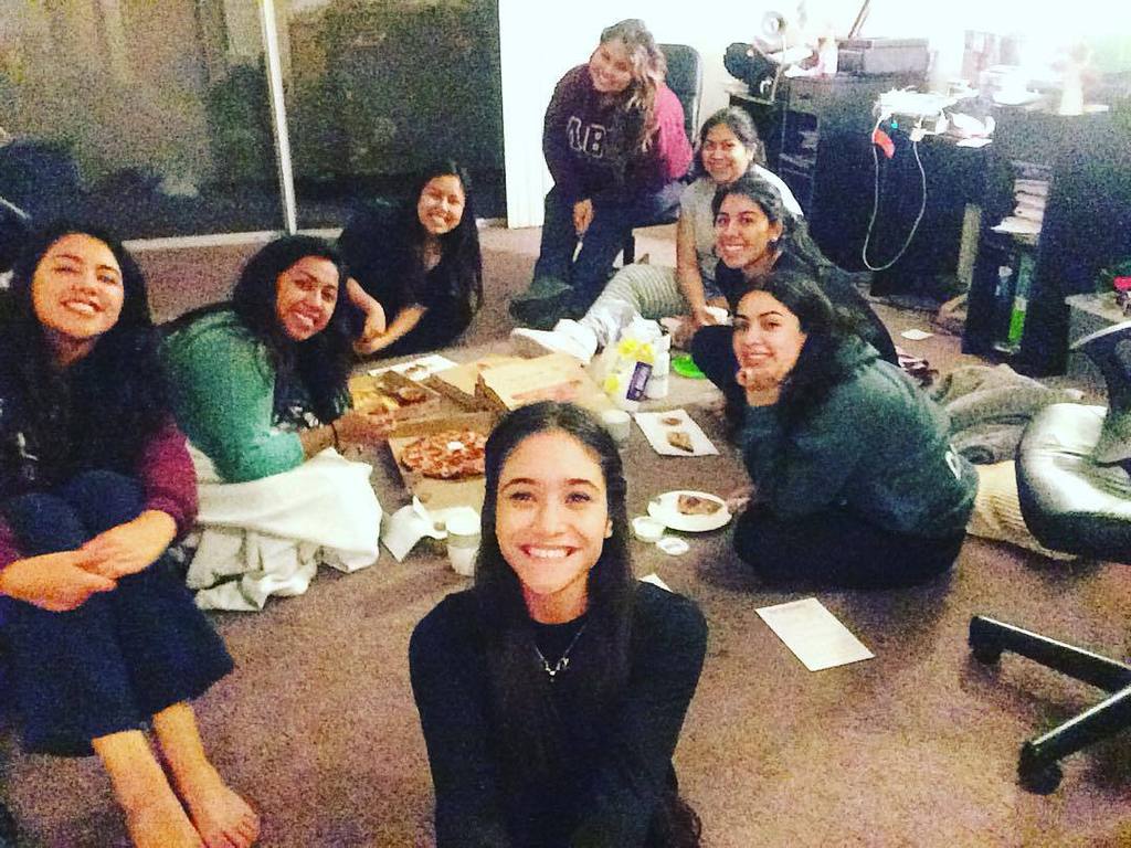 Lambdas1986's tweet photo. No better way to spend Fridays than with your sisters❤️🌹🍕🍪🎲 #LambdaNight #DivineDelta #GameNight  #FoodAndFun by la… https://t.co/DV8hU9UslQ