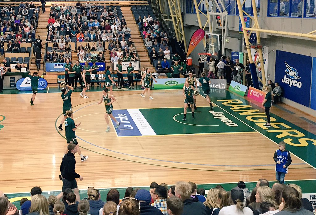 AlisonSmirnoff's tweet photo. Part one of our summer #womeninsport extravaganza. #ChangeHerGame #CHGPledge @JaycoRangers v @MelbourneBoomer https://t.co/0oWfRJSQVi